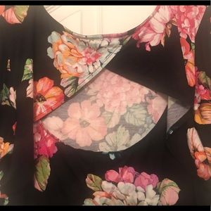 Cable & Gauge flowered print top XL
